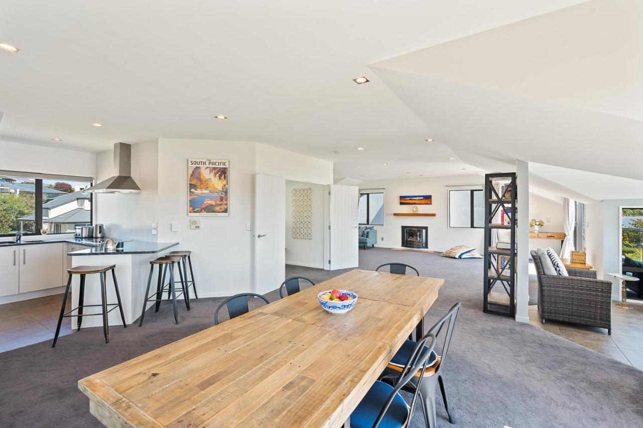 Ironside Lakeview Townhouse Wanaka Luaran gambar