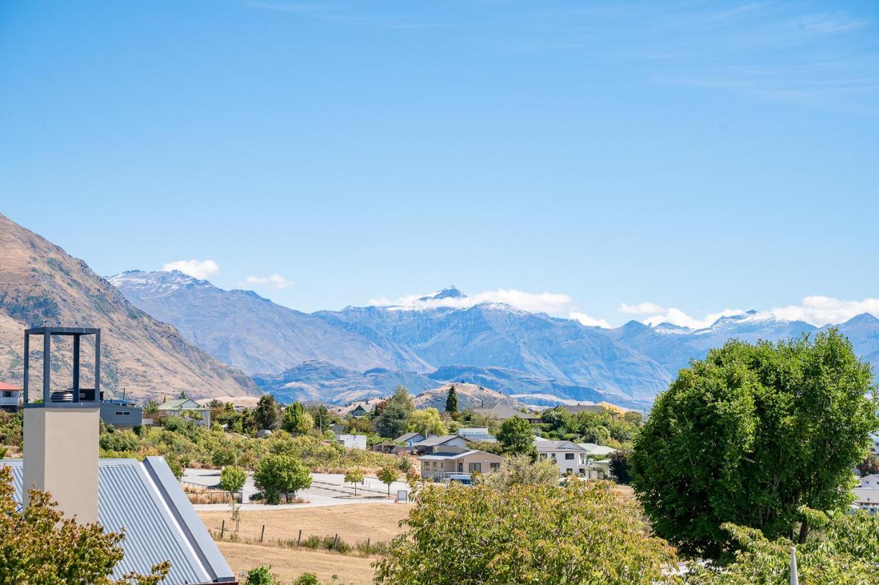 Ironside Lakeview Townhouse Wanaka Luaran gambar